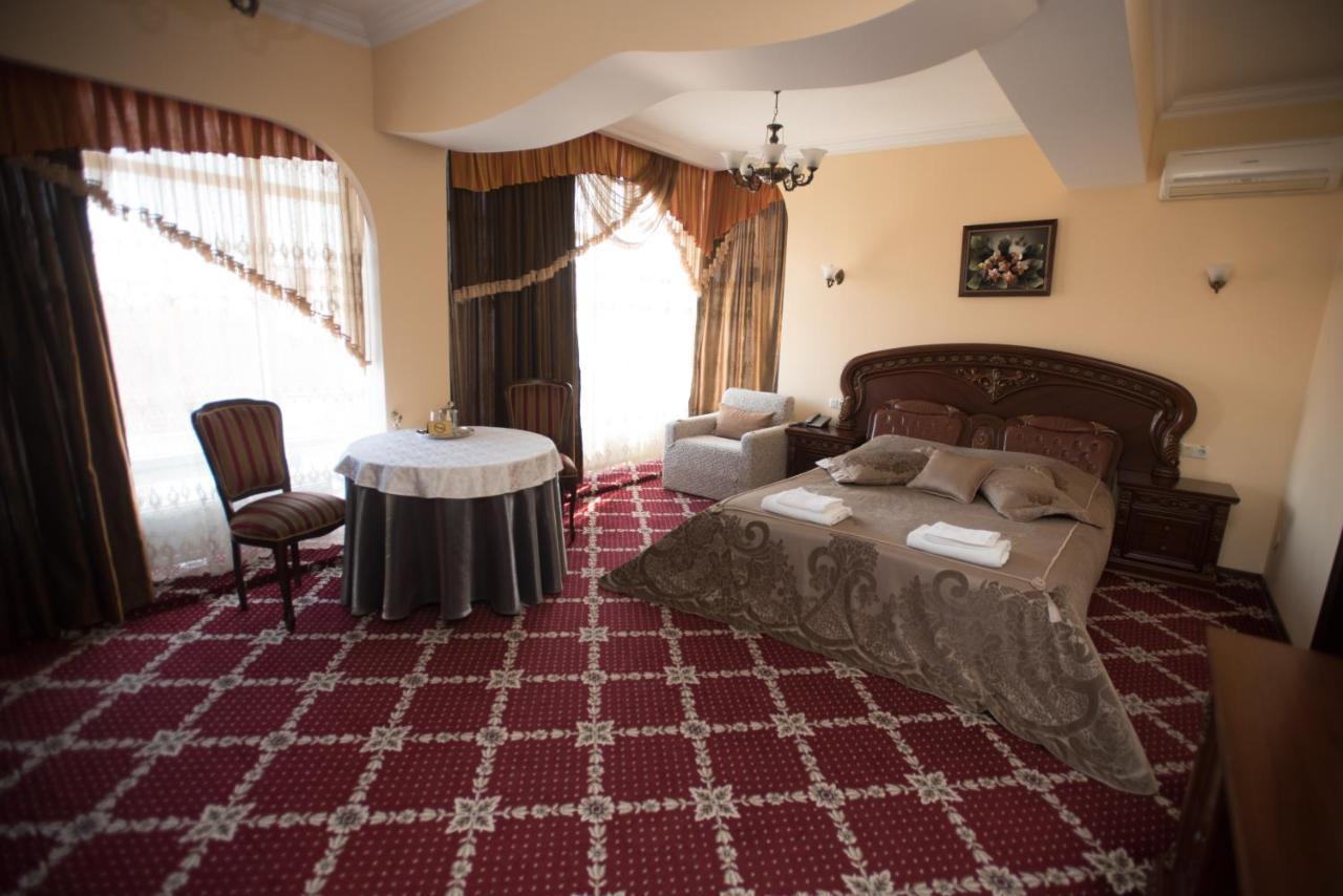 Altin Palace Comrat Kültér fotó