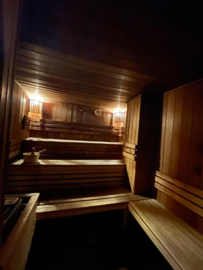 Altin Palace Comrat Kültér fotó